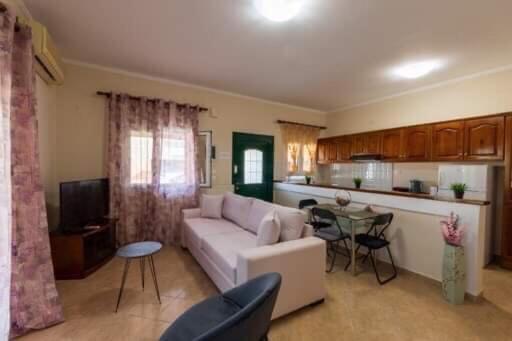 Sofis Private House With Big Garden Apartment Alykes Potamou Exterior photo